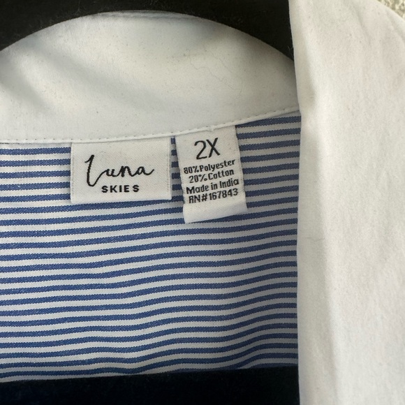 Cute shirt - Picture 2 of 2